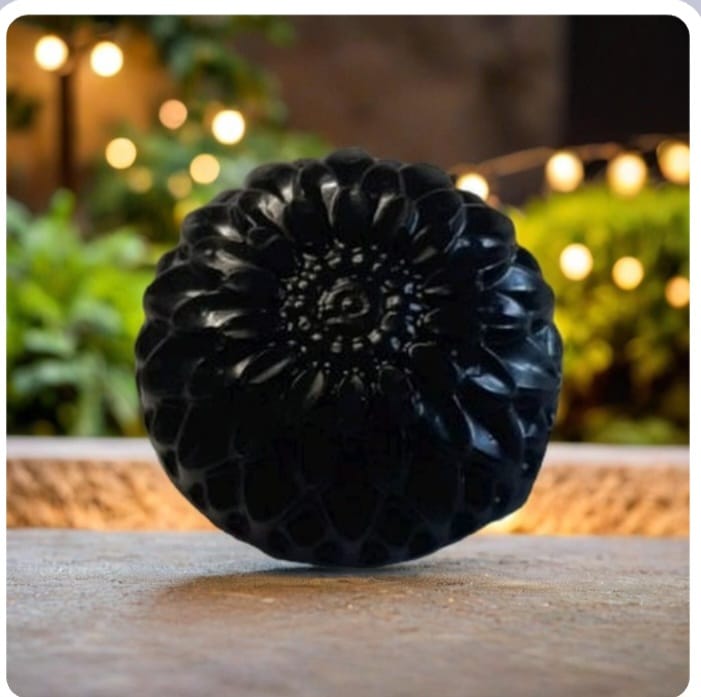 Charcoal Soaps ๐ธ๐ธ๐ธ