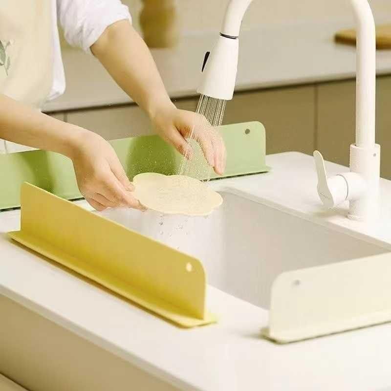 Anti-Splash Sink Guard for Kitchen Countertop